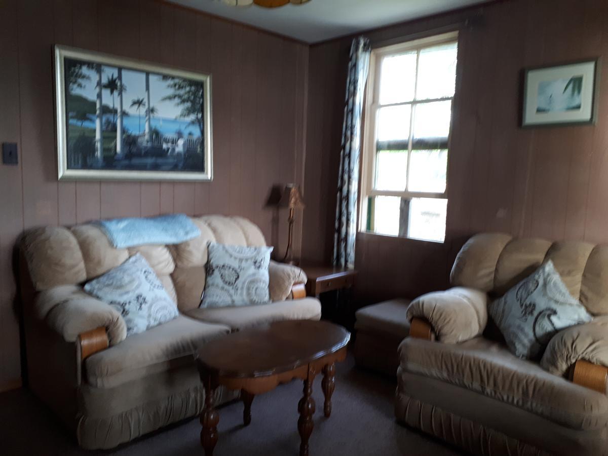 Chalkley'S Sandy Bay Cottage Resort Nipissing Beach Exterior photo